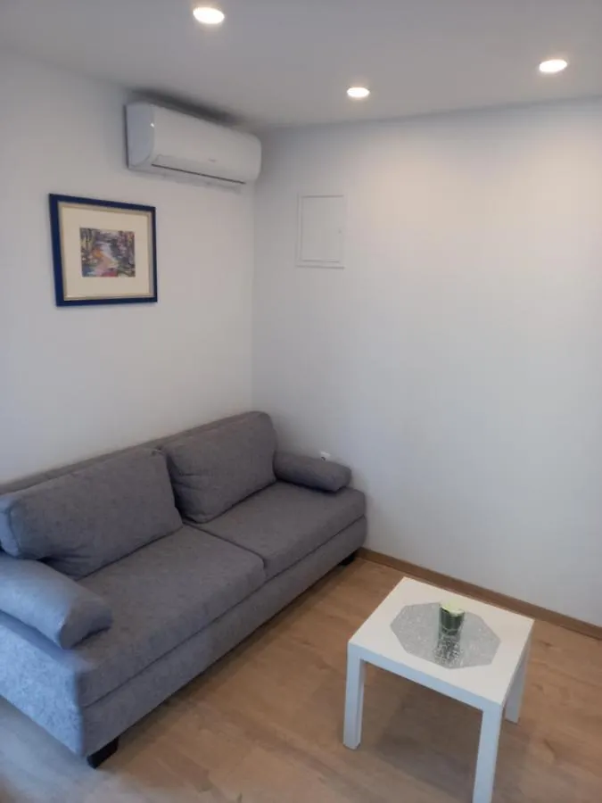 Apartment By The Mall Split