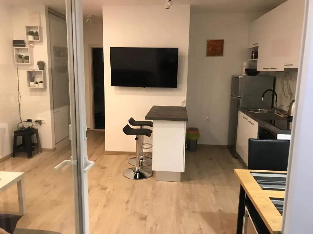 Apartment By The Mall Split