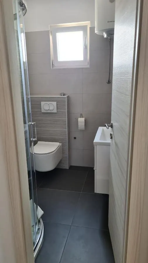 Apartment By The Mall Split