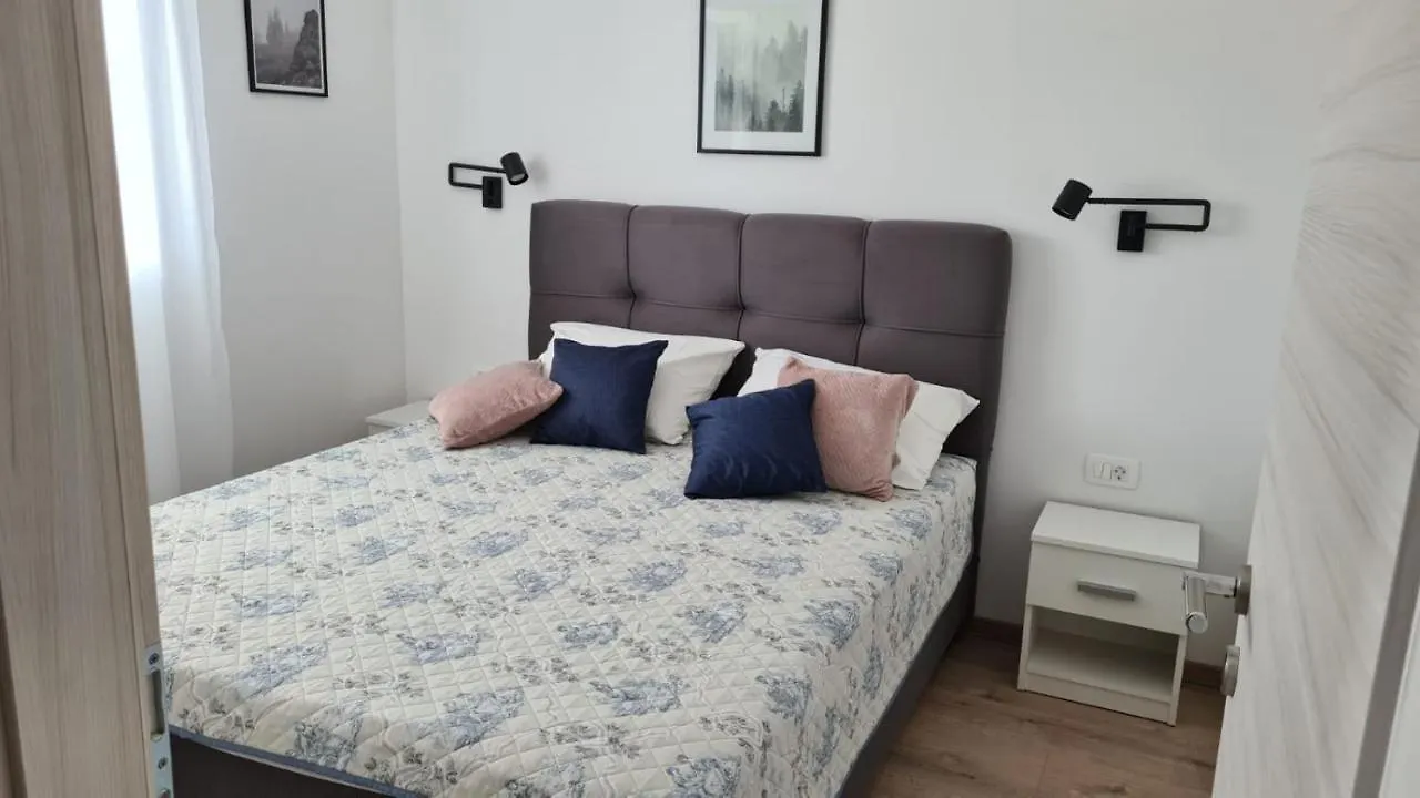 Apartment By The Mall Split