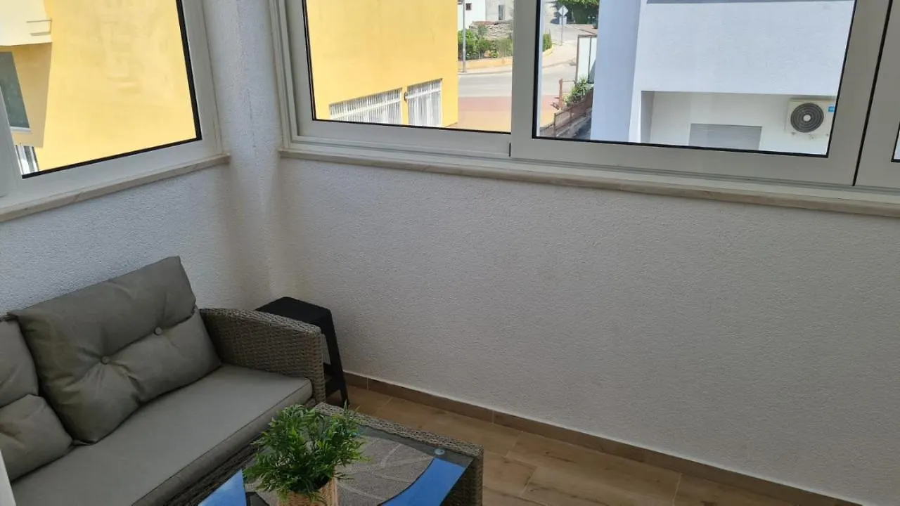 Apartment By The Mall Split